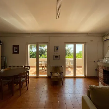 Fuer 4 Personen Ca 100 M In Premantura, Istrien Medulin Und Umgebung Holiday home